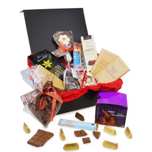 Deluxe Chocolate Box Image 1