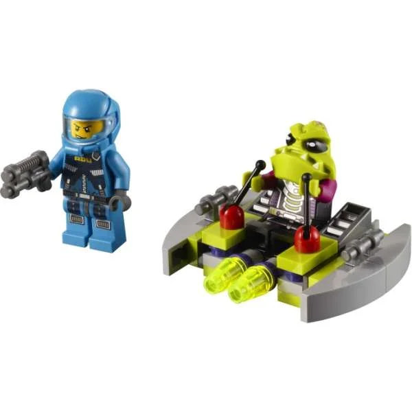 Lego Alien Conquest: Alien Striker Image 1
