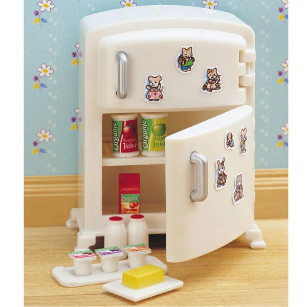 Sylvanian Families: Fridge and Accessories Image 1