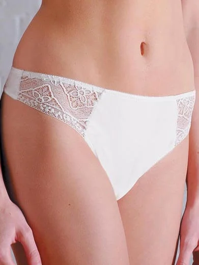 Berlei - Timeless Thong - S Image 1