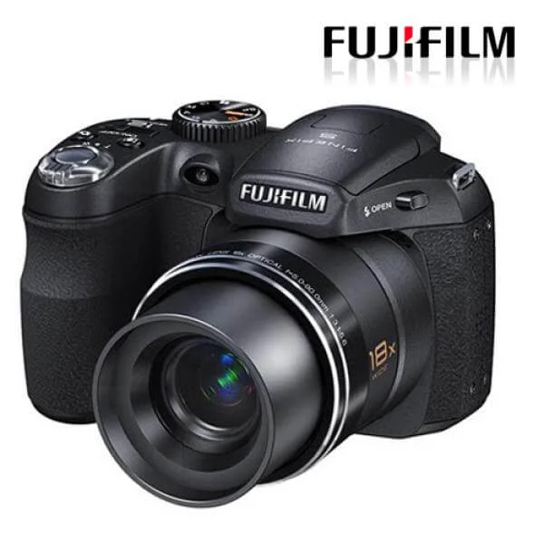 Fujifilm FinePix S2500HD 12.2MP Digital Camera Image 1