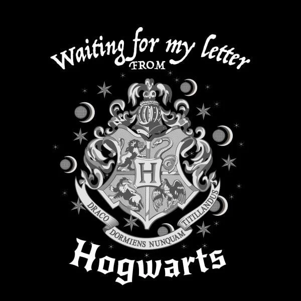 Harry Potter Waiting For My Letter From Hogwarts Women's T-Shirt - Black