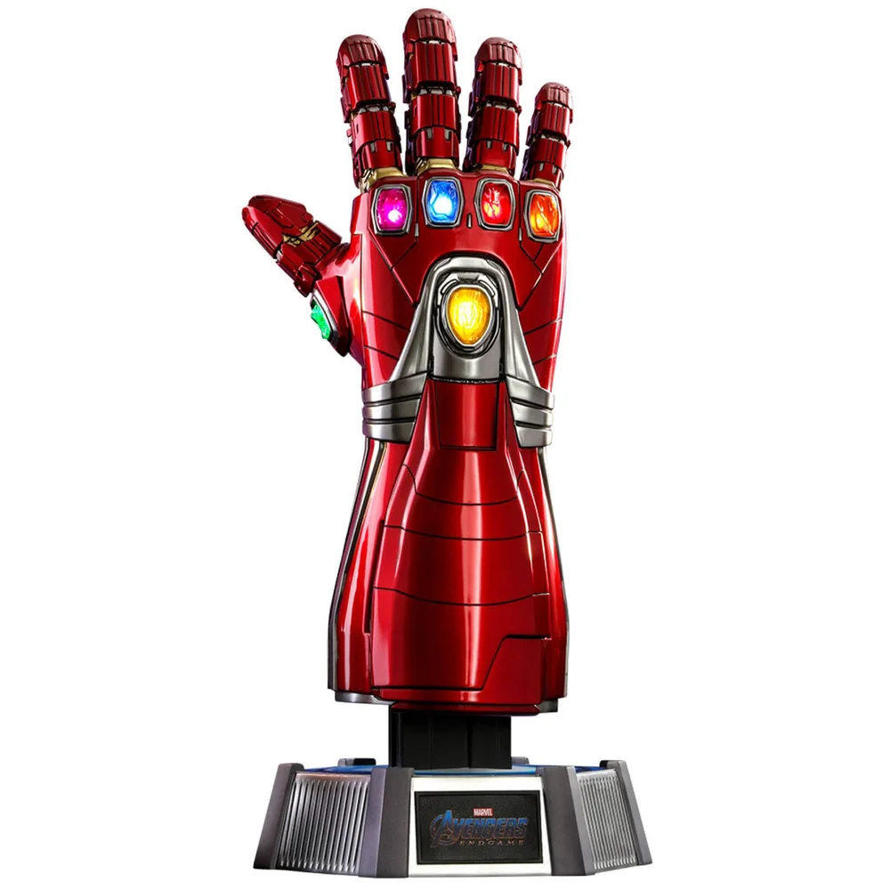 Hot Toys Avengers: Endgame Life-Size Masterpiece Replica 1/1 Nano Gauntlet 52cm Image 1