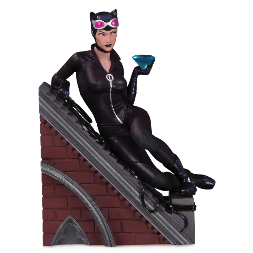 DC Collectibles DC Comics Batman Rogues Gallery Catwoman Multi Part Statue Image 1