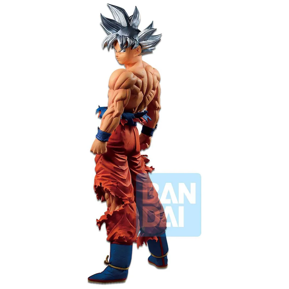 Banpresto Ichibansho Figure Son Goku(Ultra Instinct)(Extreme Saiyan) Figure Image 1