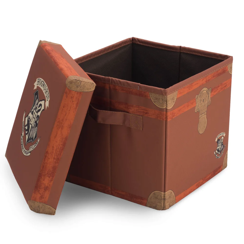 Exclusive Harry Potter Hogwarts Storage Chest with Lid Image 1