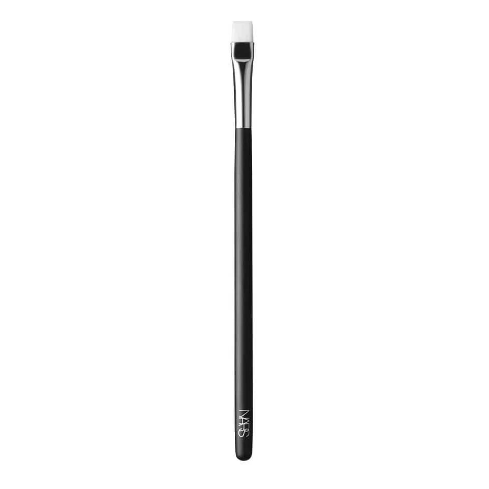 NARS Cosmetics Brush 2: Push Eyeliner - Japanese Nylon Image 1