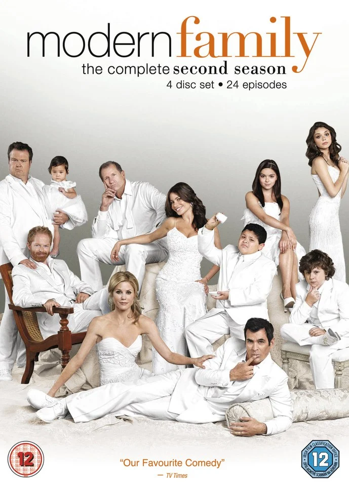 Modern Family - Season 2 Image 1