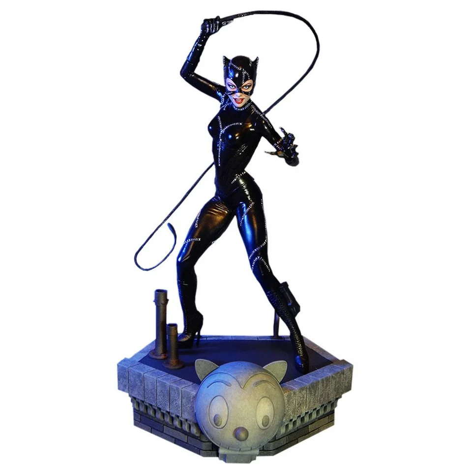 Tweeterhead DC Comics Batman Catwoman 1:6 Scale Maquette Image 1