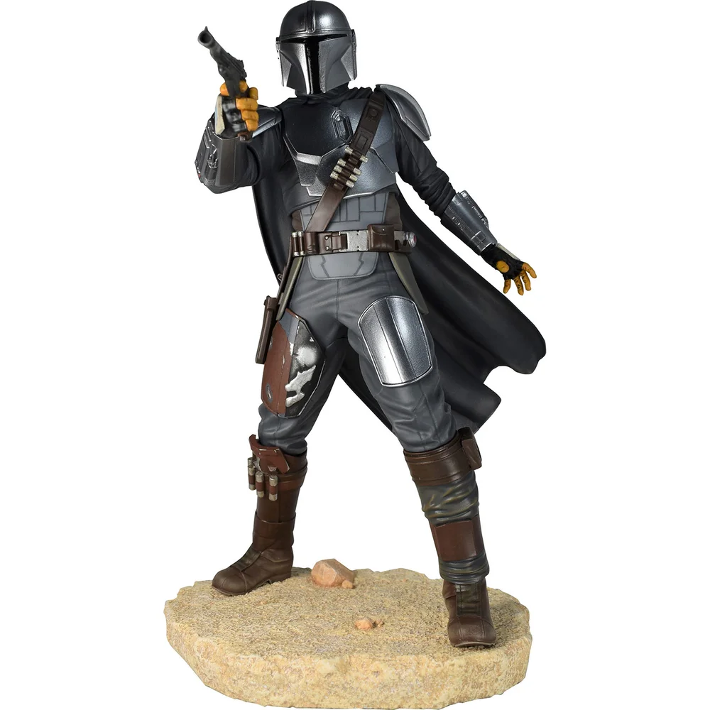 Diamond Select Star Wars Premier Collection Statue - The Mandalorian (Mark 3 Armor) Image 1