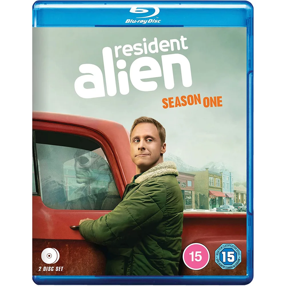 Resident Alien: Season 1 Image 1