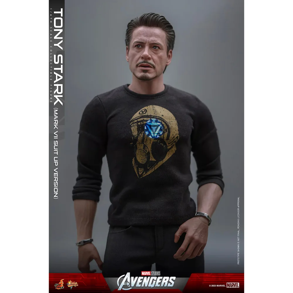 Hot Toys 1:6 Scale Marvel The Avengers Tony Stark Mark VII Suit-Up Statue Image 1