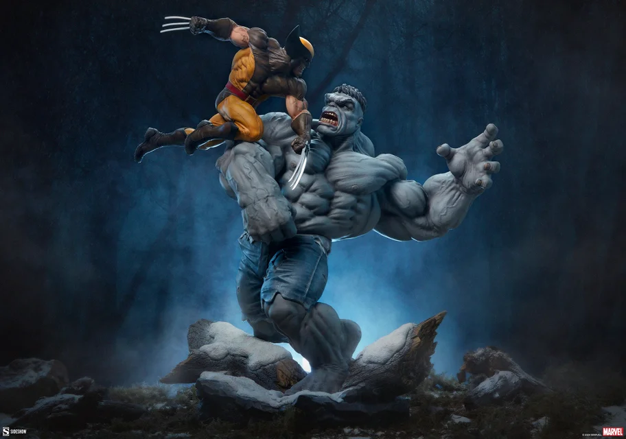 Sideshow Grey Hulk vs Wolverine Maquette Collectible Statue