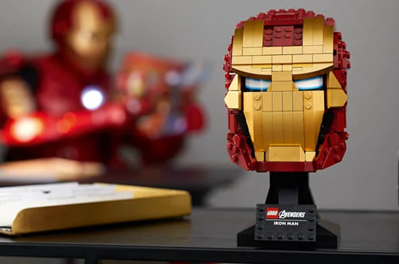 LEGO Marvel Avengers Iron Man Helmet Set for Adults (76165)